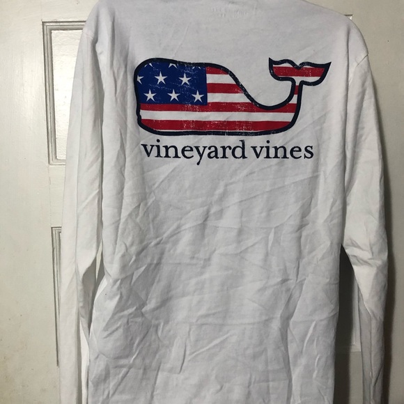 🛑sold🛑Vineyard Vines USA Flag Whale Long Sleeve Shirt - Picture 6 of 7